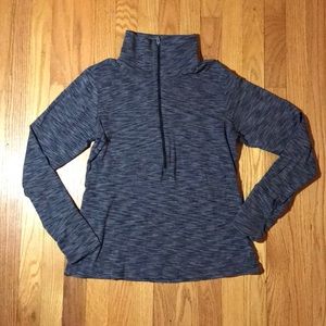 Simple but stylish Columbia pullover 😍